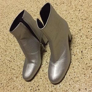 Zara boots. Size 37. Brand new